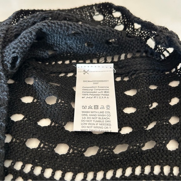 SHEIN Black Crocheted Swimsuit Coverup, size large NWOT - Picture 11 of 11